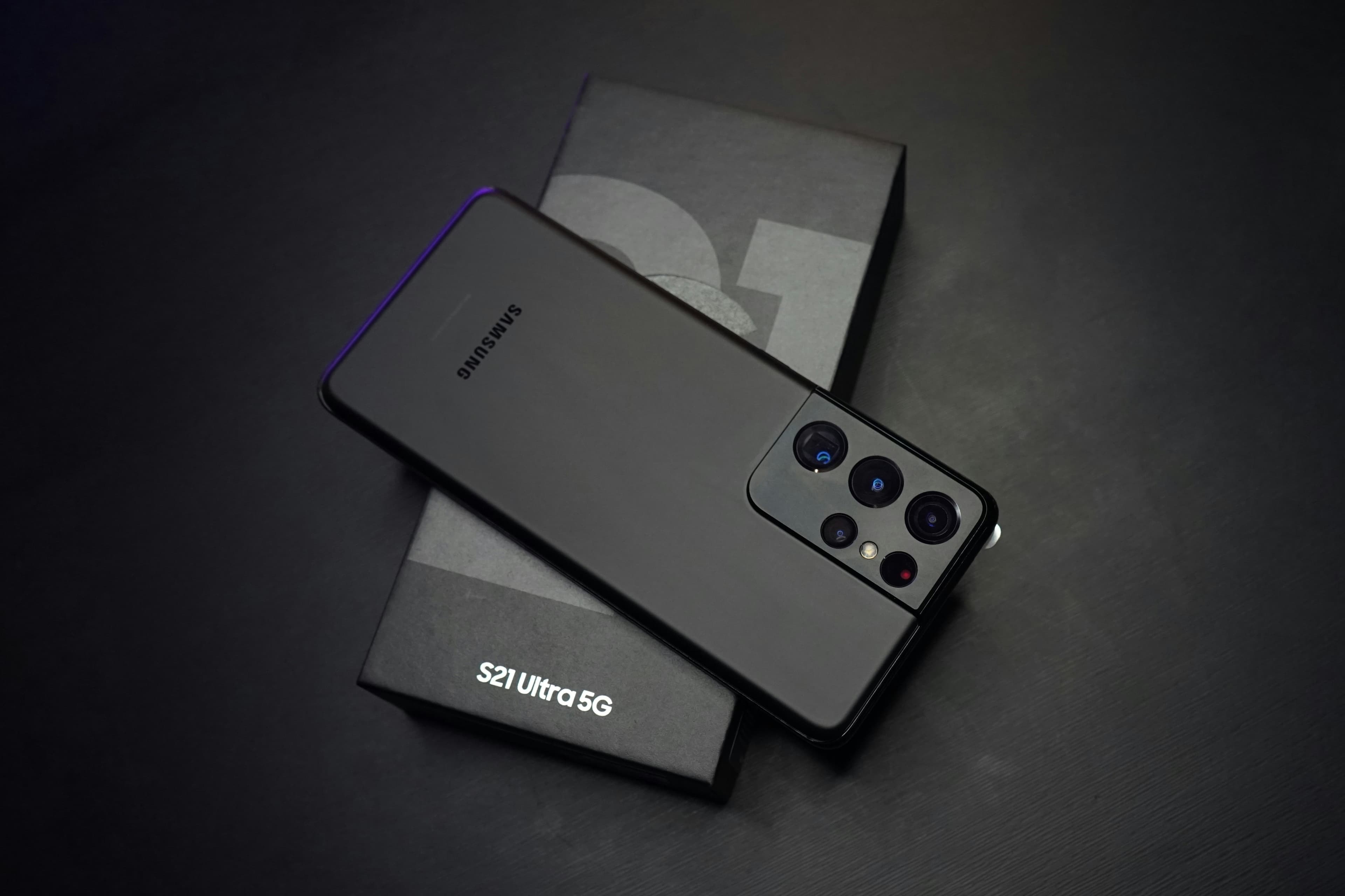 Samsung Galaxy S24 256GB image 2
